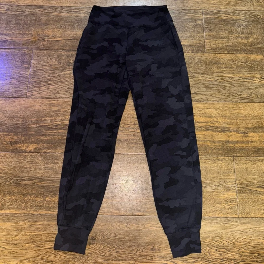Lululemon Align Camo Joggers - Picture 1 of 5